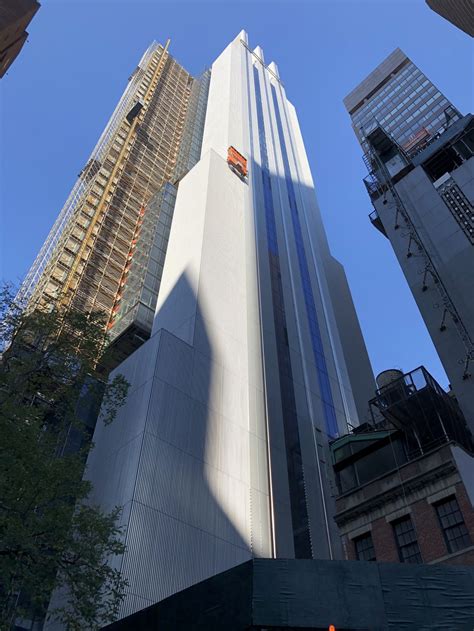 skyscraperpage|Iba pa.